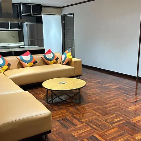 Omni Tower Nana Bangkok - Serviced Apartment On Sukhumvit Soi 4