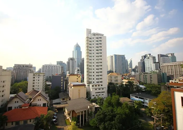Omni Tower Nana - Serviced On Sukhumvit Soi 4 3* Бангкок