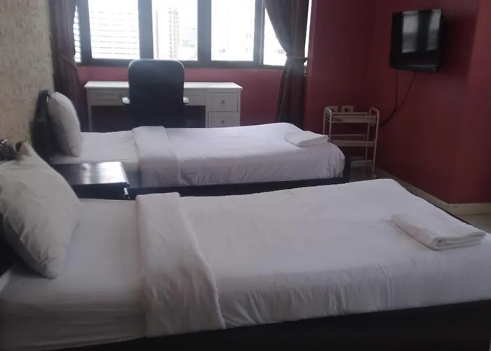 Omni Tower Nana - Serviced On Sukhumvit Soi 4 3* Бангкок