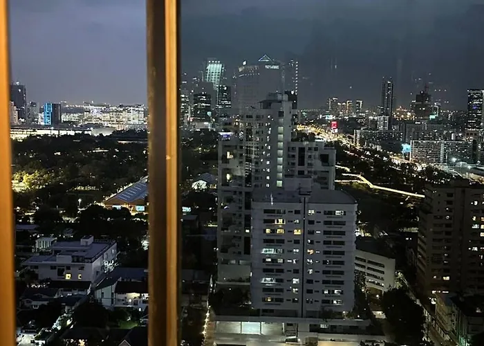 Omni Tower Nana - Serviced On Sukhumvit Soi 4 3* Бангкок