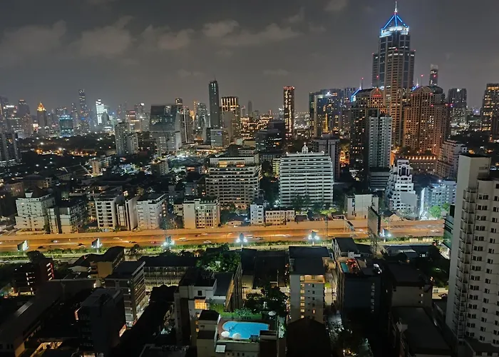 Omni Tower Nana - Serviced On Sukhumvit Soi 4 Бангкок