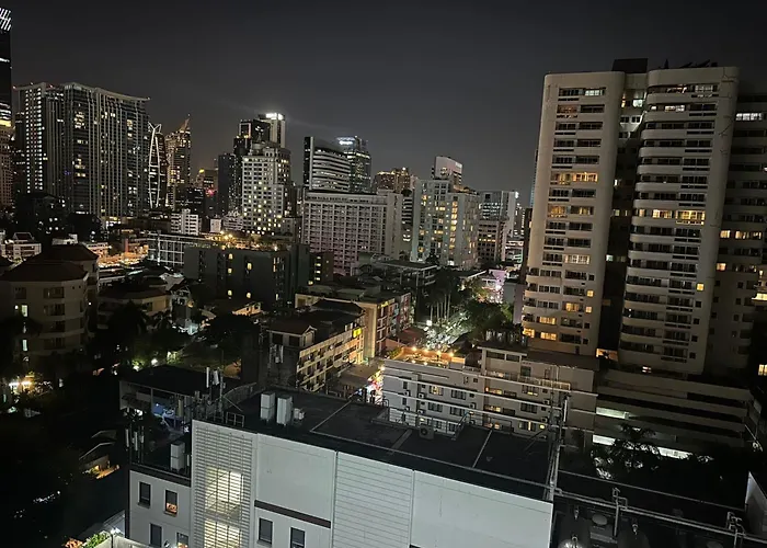 Omni Tower Nana - Serviced On Sukhumvit Soi 4 Отель 3*