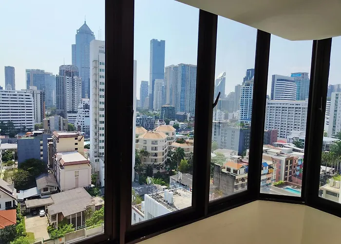 Omni Tower Nana - Serviced On Sukhumvit Soi 4 3* Бангкок
