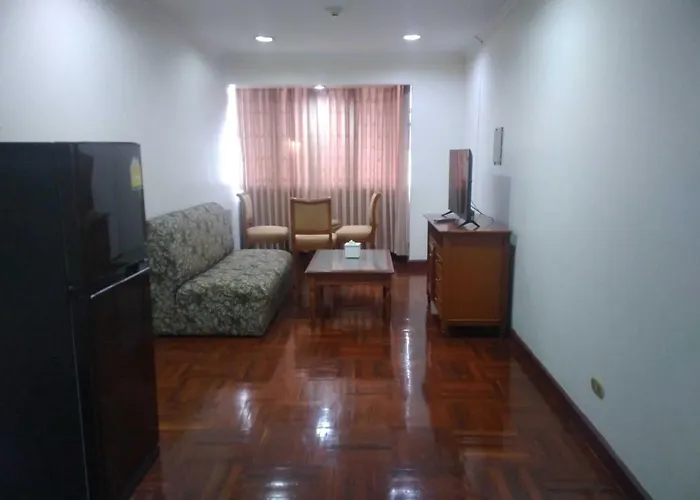 Omni Tower Nana - Serviced On Sukhumvit Soi 4 Бангкок