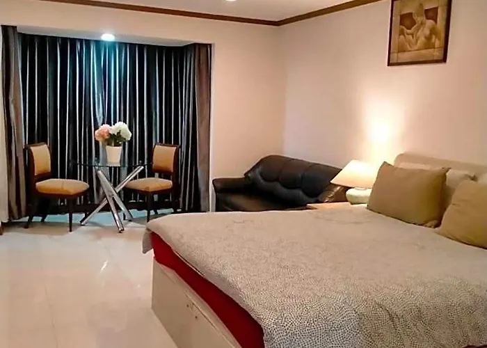 Omni Tower Nana - Serviced On Sukhumvit Soi 4
