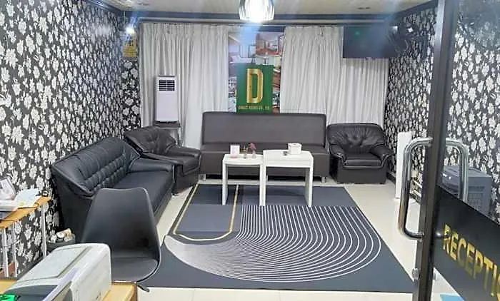 Omni Tower Nana - Serviced On Sukhumvit Soi 4 Бангкок