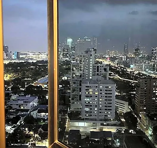 Omni Tower Nana - Serviced On Sukhumvit Soi 4